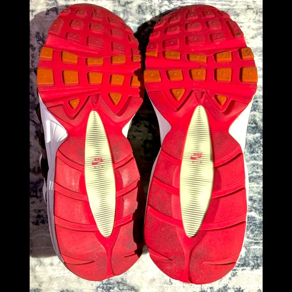 Air Max ‘95 LE (GS) - Picture 11 of 11